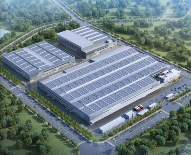 辽宁亚太轻材项目是恩贝斯聚氨酯门窗在东北工业建筑中的典型应用。面对东北地区冬季严寒的气候条件，项目根据办公楼与厂房的不同功能需求，采用了差异化的保温标准。办公楼EBS73系列内侧覆膜设计在满足保温要求的同时提升了建筑内装品质，厂房EBS55系列则以经济实用的方案满足基础节能需求。该项目的成功实施，验证了恩贝斯聚氨酯门窗在严寒地区工业建筑中的可靠性能与灵活适配能力。